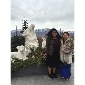 Meet your Posher, Ihilani